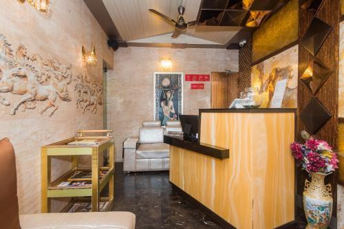 Hotel Oliver, Colaba
