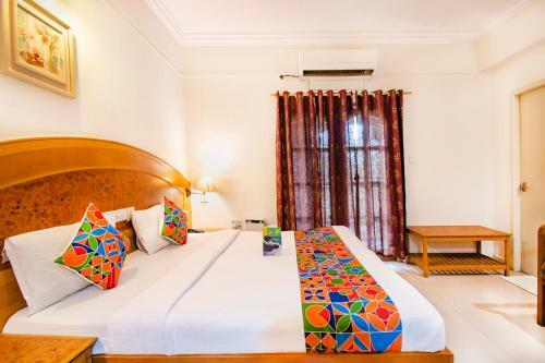 Fabhotel Metro Manor Central Station