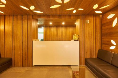 7wonders Hotel Gandhinagar