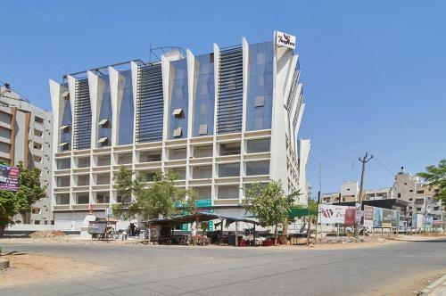 7wonders Hotel Gandhinagar