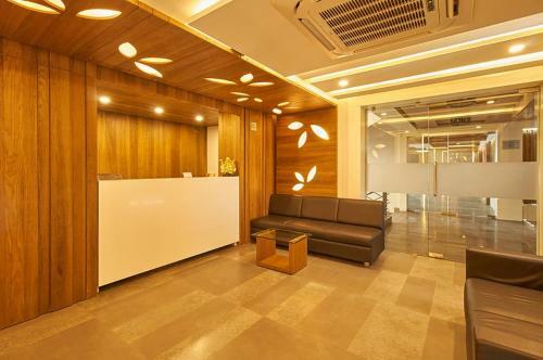7wonders Hotel Gandhinagar