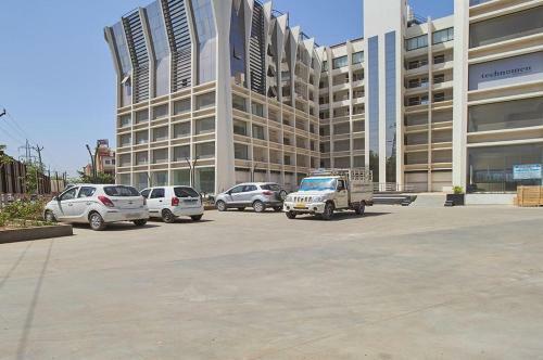 7wonders Hotel Gandhinagar