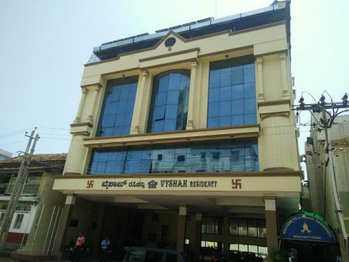 Hotel Vyshak Residency