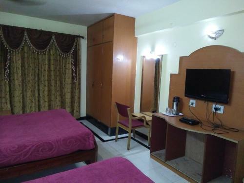 Hotel Vyshak Residency