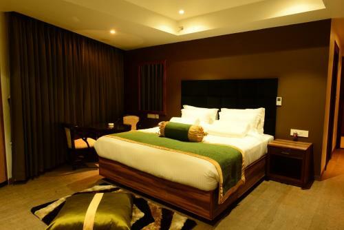 Hotel Shoolin Grand