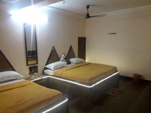 Hotel Rama Inn