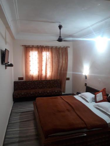 Hotel Rama Inn