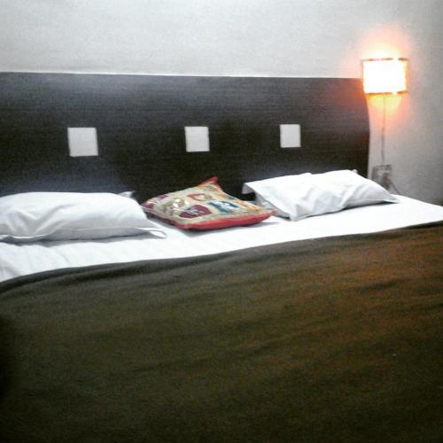 Hotel Rama Inn
