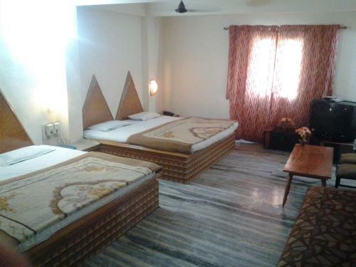 Hotel Rama Inn