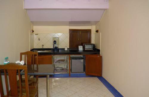 Hotel Krisna All Suite Stay