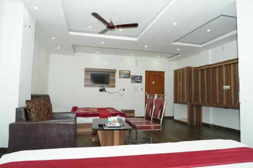 Hotel Aastha In Rourkela