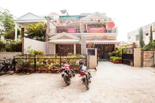 Hotel Imperial House