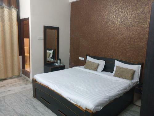 Hotel Savi Regency