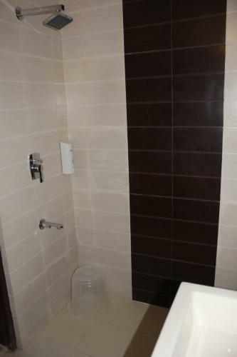 Hotel Savi Regency