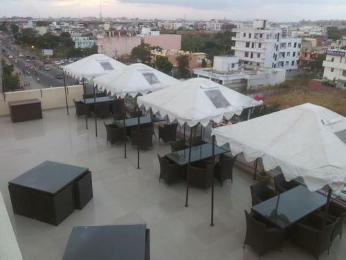 Hotel Savi Regency
