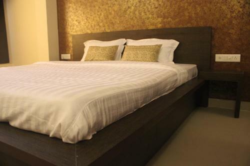 Hotel Savi Regency