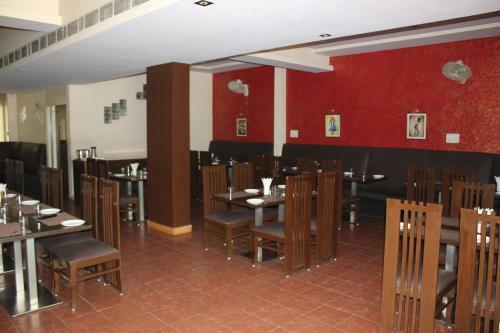 Hotel Savi Regency