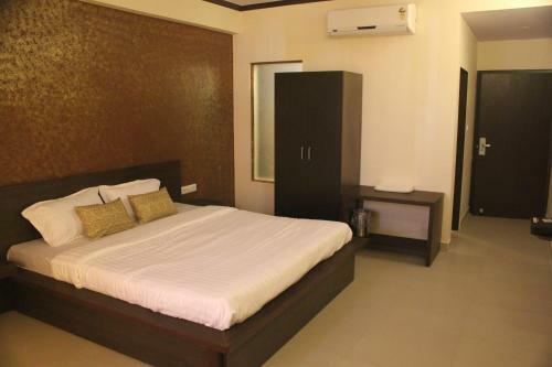Hotel Savi Regency