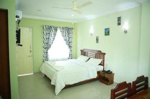Hotel Anna Residency
