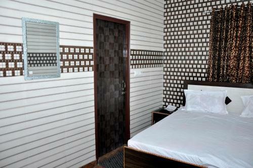 Hotel Punjabi Niwas