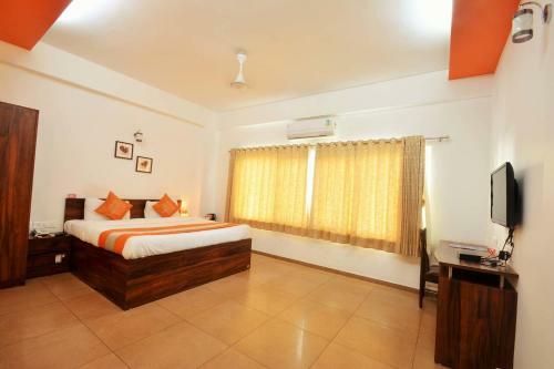 10 Blossoms Service Apartment Koregaon Park