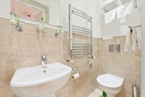 4 Bed House In Ballsbridge
