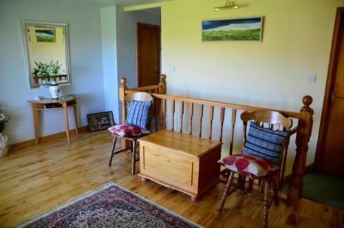 Decourcey's Hazelbrook Farmhouse B&B