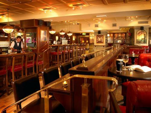 Castlecourt Hotel, Spa & Leisure