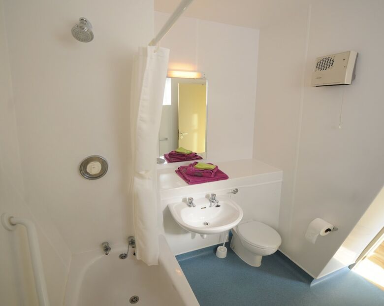 Bed & Breakfast Corrib Village Rooms University Of Galway