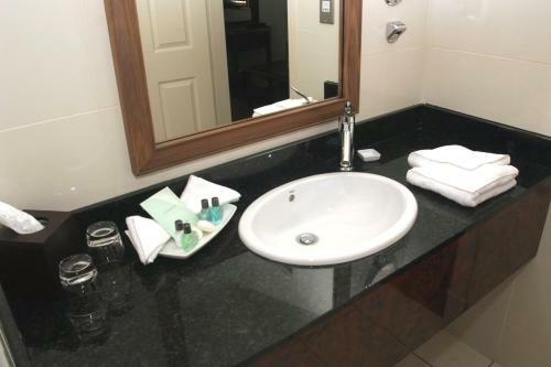 Vaughan Lodge Hotel