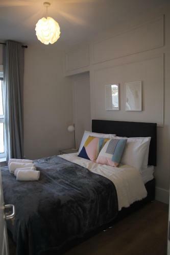 Hostal Crawford Guest House