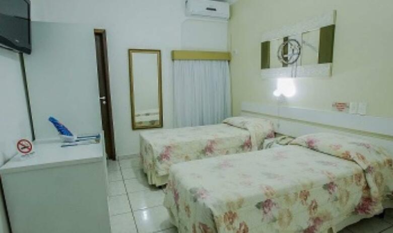 Foz Presidente Economic Hotel