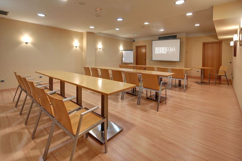 U Hotel Villa-gom�