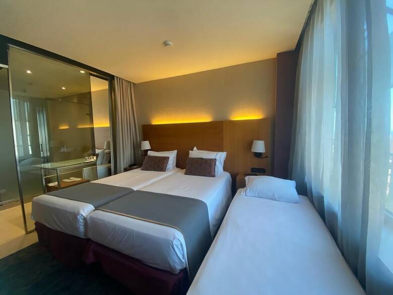 Hotel Badalona Tower