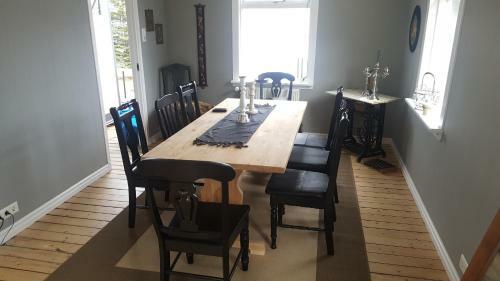 Landakot Holiday Home