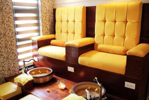 Hotel Batangas Country Club
