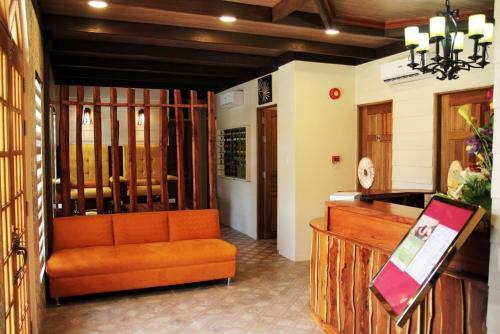 Hotel Batangas Country Club