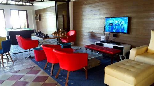 Hotel Batangas Country Club