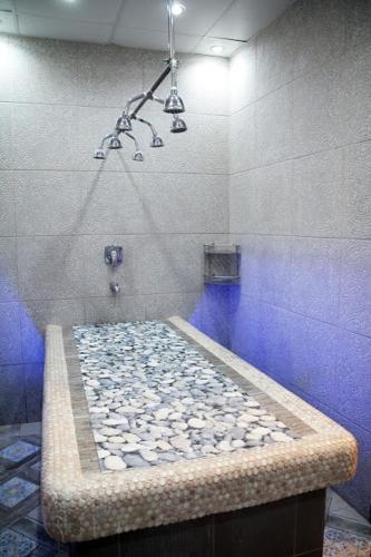 Hotel Batangas Country Club