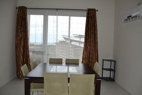 Apartment In Pico De Loro