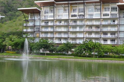 Apartment In Pico De Loro