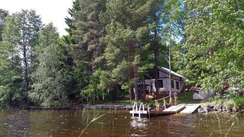 Villa Halkolanniemi