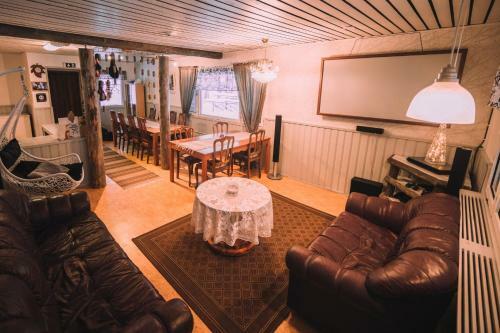 Pellon Helmi Holiday Cottages