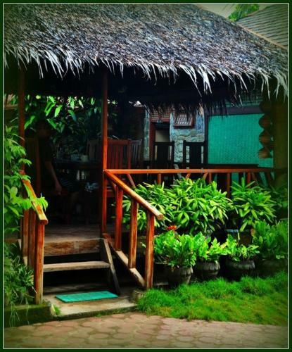 Posada Pems Pension And Restaurant