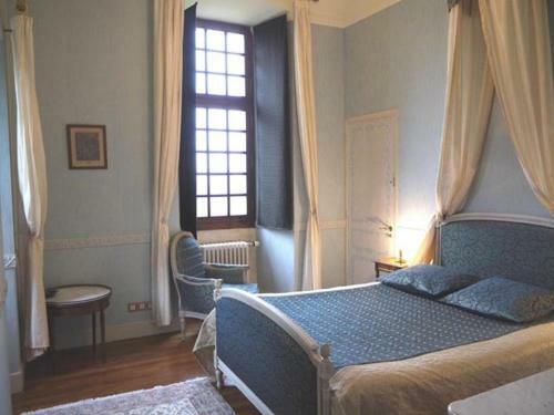 Hostal Ch�teau Fran�ois D'o
