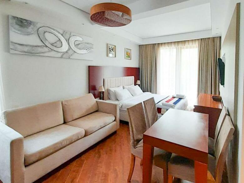 Luxury Dreamland Oasis Apartments