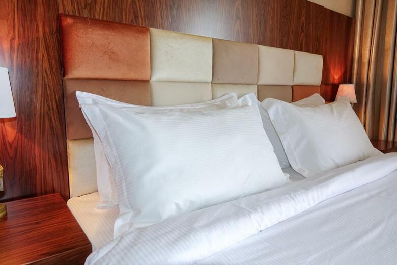 Luxury Dreamland Oasis Apartments