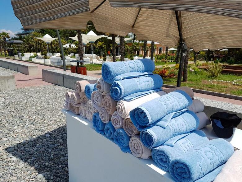 Luxury Dreamland Oasis Apartments
