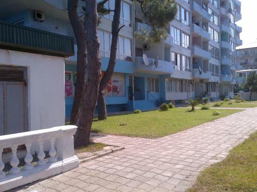Apartment On Tamar Mepe St
