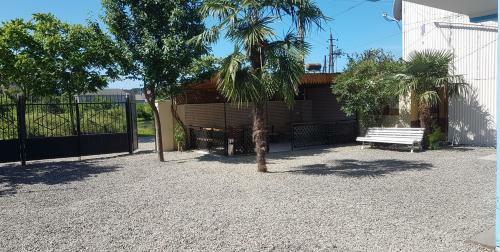 Hostal Guest House Nika In Ureki